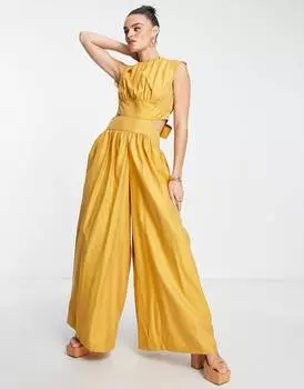 Горчичный комбинезон с широкими штанинами ASOS DESIGN