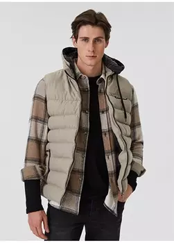 Горчичный мужской жилет Lee Cooper