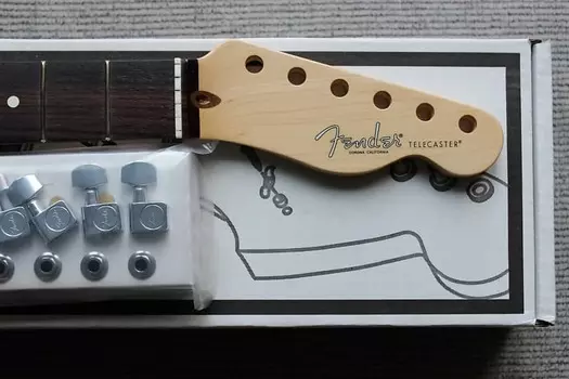 Гриф Fender American Professional Telecaster с колками, 22 лада RW #299 099-3060-921 American Professional Telecaster Neck