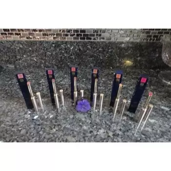 Губная помада Este Lauder