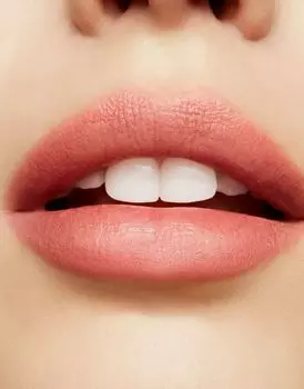 Губная помада MAC Powder Kiss в цвете Teddy 2.0