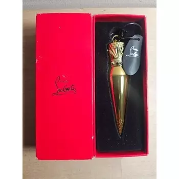 Губная помада Rouge Silky Satin Private Red 111 0,13 унции Christian Louboutin