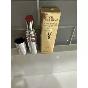 Губная помада Yves Saint Laurent