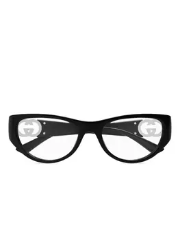 Gucci Eyewear очки в оправе 'кошачий глаз', черный