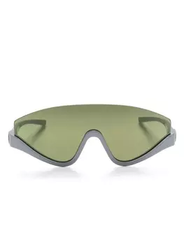 Gucci Eyewear солнцезащитные очки-маска, серый