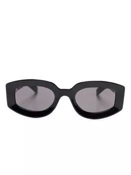 Gucci Eyewear солнцезащитные очки с тисненым логотипом, черный