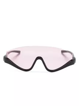 Gucci Eyewear солнцезащитные очки в массивной оправе, черный