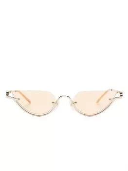 Gucci Eyewear солнцезащитные очки в оправе 'кошачий глаз', золотистый
