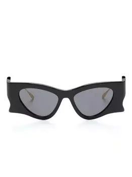 Gucci Eyewear солнцезащитные очки в оправе 'кошачий глаз', черный