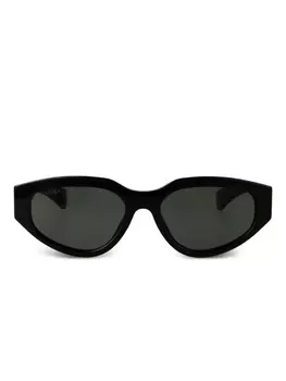 Gucci Eyewear солнцезащитные очки в оправе 'кошачий глаз', черный