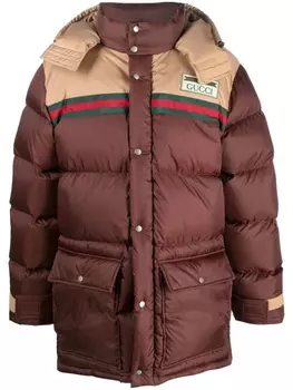 Gucci пуховик с нашивкой-логотипом, коричневый