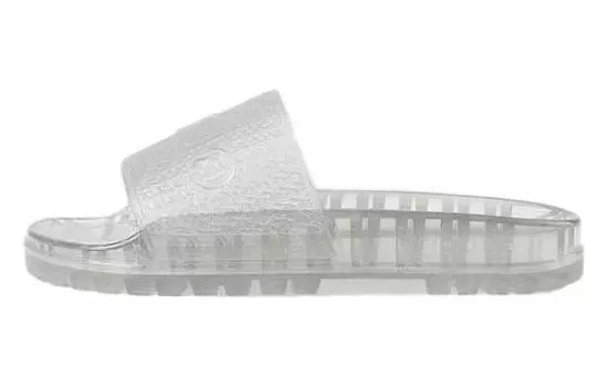 Шлепанцы женские Gucci Persuit, белый