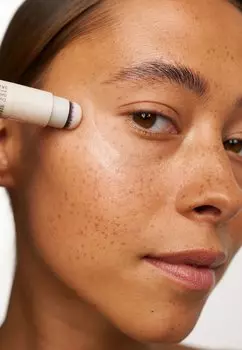 Хайлайтер Highlighter Stick'N Brush IsaDora, цвет sparkling beige