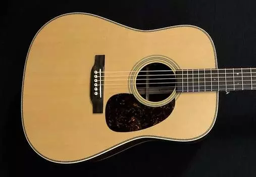 HD-28 Martin