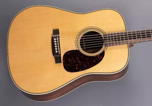 HD-28E- натуральный Martin