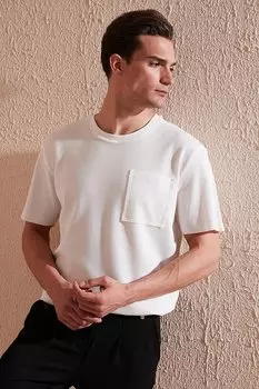 Хлопковая футболка удобного кроя с одним карманом и круглым вырезом 5902642 Buratti, экрю