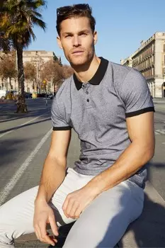 Хлопковая рубашка-поло с воротником с узором «елочка» Threadbare, серый