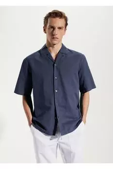 Хлопково-льняная рубашка с воротником для боулинга Mango, темно-синий