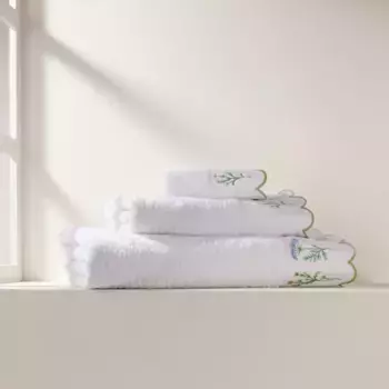 Хлопковое банное полотенце 480 гр/м Flora B El Corte Ingls, белый