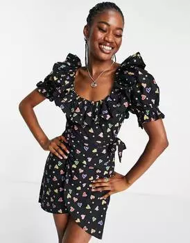 Хлопковое мини-платье с запахом и рюшами ASOS DESIGN с цветным принтом в виде сердечек