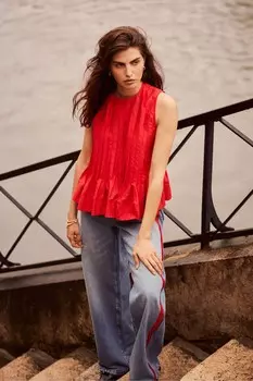 Хлопковый плиссированный топ с баской Mint Velvet, красный