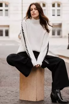 Хлопковый свитер с декоративными швами Mint Velvet, белый