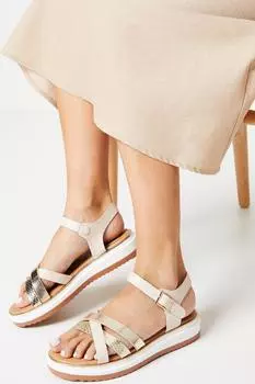 Хорошо для подошвы: туфли на танкетке Roxie на платформе с несколькими перекрестными ремешками Dorothy Perkins, золото