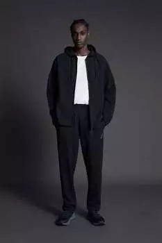 Худи с контрастным принтом ZARA, черный