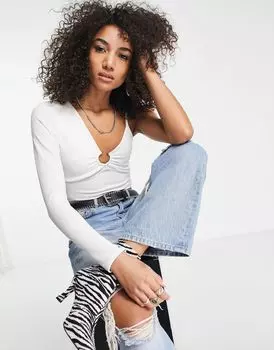 I Saw It First — белое боди на одно плечо с кольцом