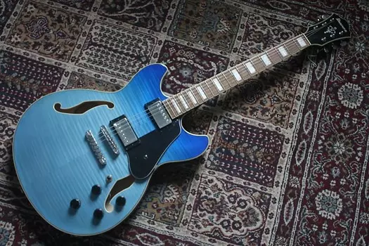 Ibanez AS73FM-AZG AS Series 2019 — градация лазурно-голубого цвета
