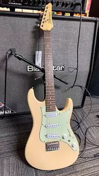 Ibanez AZES31 Слоновая кость