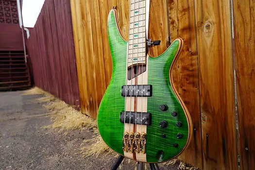 Ibanez Premium SR4FMDX Изумрудно-зеленый глянцевый 4-струнный электрический бас с сумкой для переноски (2022)
