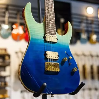 Ibanez RG421HPFM - градация голубого рифа