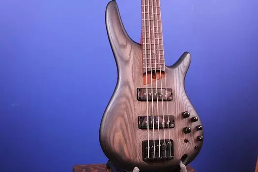 Ibanez SR605EBKT Черный окрашенный взрыв