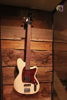 Ibanez TMB100IV 4-струнная бас-гитара, цвет слоновой кости