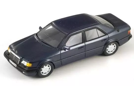 Искра, Mercedes-Benz 500E 1986, модель Spark