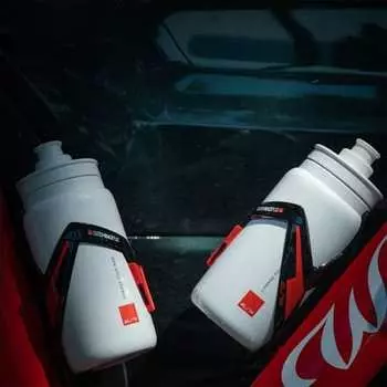 Изготовленная на заказ клетка для бутылки с водой Race Plus Elite, цвет Black Soft Touch