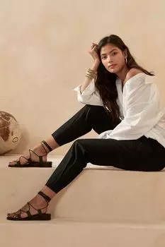 Изысканные эластичные брюки-карго приталенного кроя Banana Republic, черный