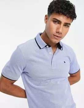 Jack & Jones Essentials — узкая рубашка-поло синего пике с контрастными краями и логотипом