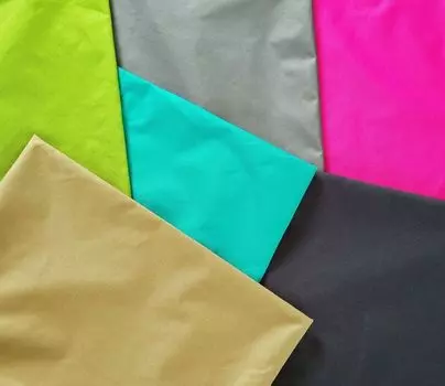 JACK Набор из 2 чехлов для уличной подушки размером 40 x 40 см. Водонепроницаемая подушка для сиденья. Подушка для отдыха. Садовый стул. Эффект лотоса. Цвет: красный.