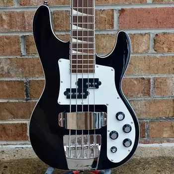 Jackson X Series Concert Bass CBXNT DX V, накладка на гриф Laurel, глянцево-черный X Series Concert Bass? CBXNT DX V Laurel Fingerboard Gloss Black