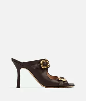 Эластичные сандалии-мюли с пряжкой Bottega Veneta, карамельный
