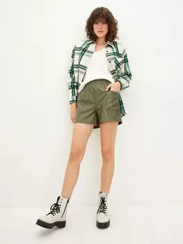 Эластичный пояс с плоским карманом и детальными женскими кожаными шортами LCW Casual