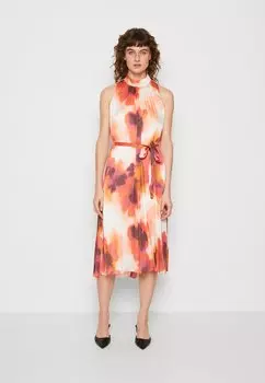 Элегантное платье Esprit
