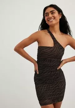 Элегантное платье NA-KD