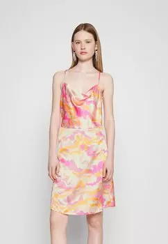 Элегантное платье Pieces