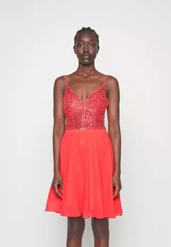 Элегантное платье Swing