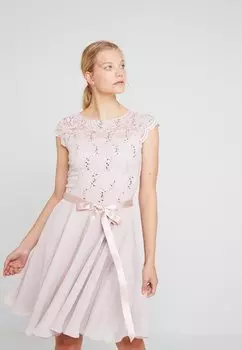 Элегантное платье Swing