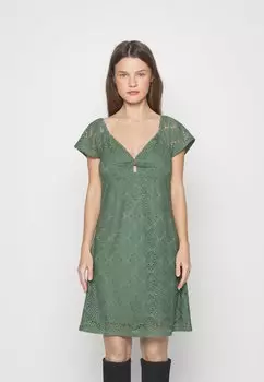 Элегантное платье Vero Moda