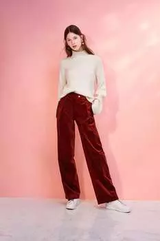 Элегантный свитер с высоким воротником белого цвета Lily Apparel, бежевый